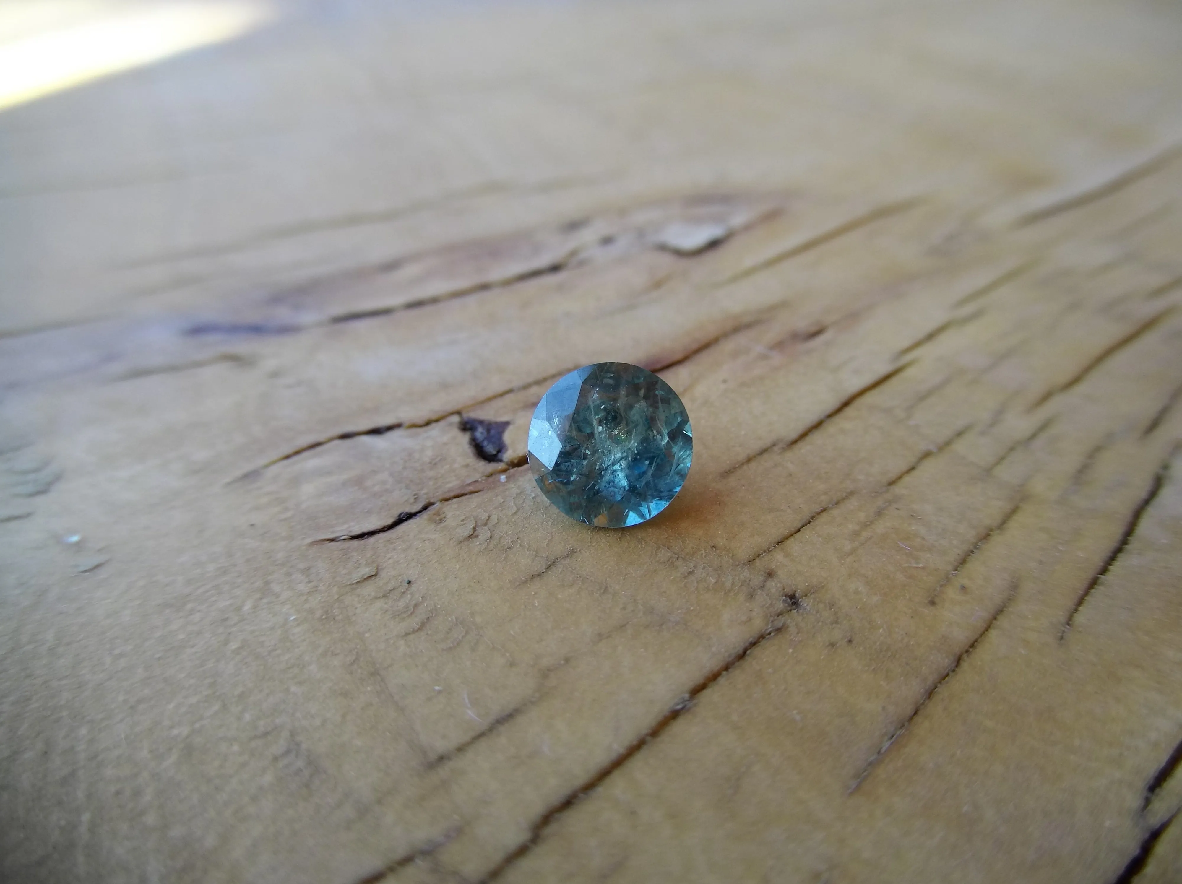 1.98ct GREEN BLUE MONTANA SAPPHIRE HEATED