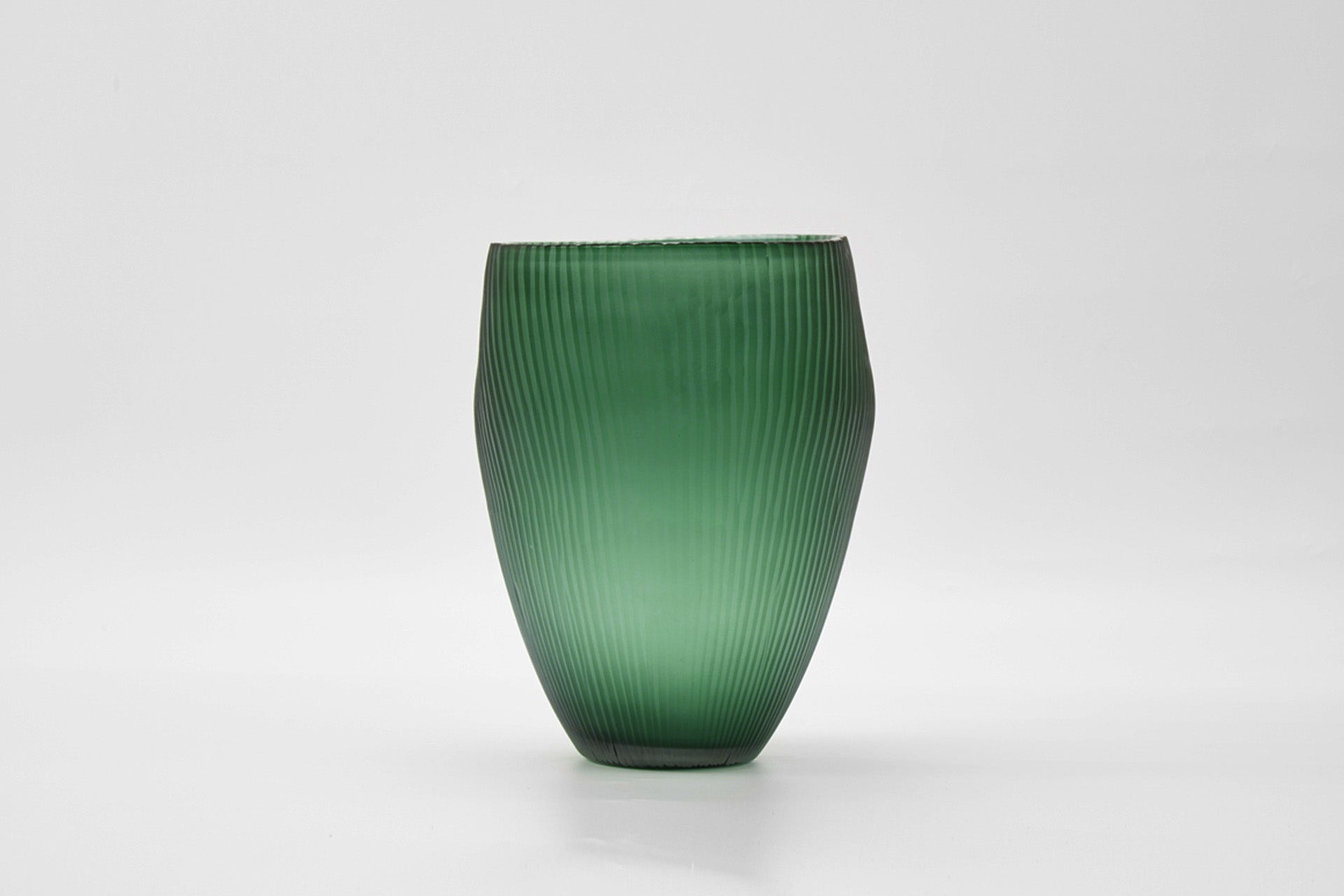 A The Foundry House Palma Vase Emerald