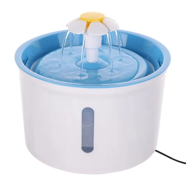 Keep Your Cat Hydrated and Healthy with Our Electric Cat Water Fountain - with Auto Filter and Mute Function, USB Powered for Ea