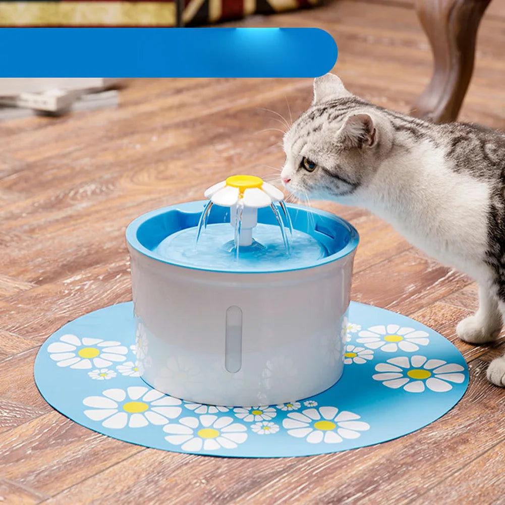 Keep Your Cat Hydrated and Healthy with Our Electric Cat Water Fountain - with Auto Filter and Mute Function, USB Powered for Ea