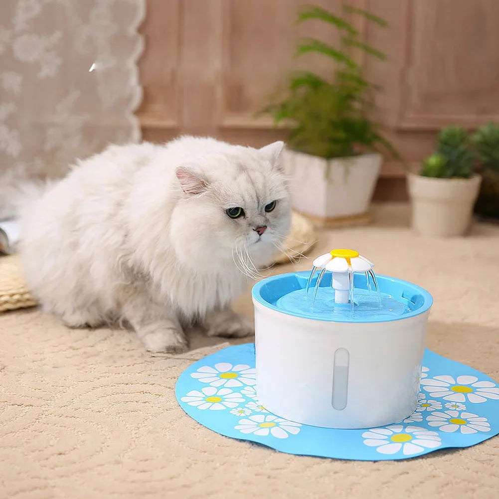 Keep Your Cat Hydrated and Healthy with Our Electric Cat Water Fountain - with Auto Filter and Mute Function, USB Powered for Ea