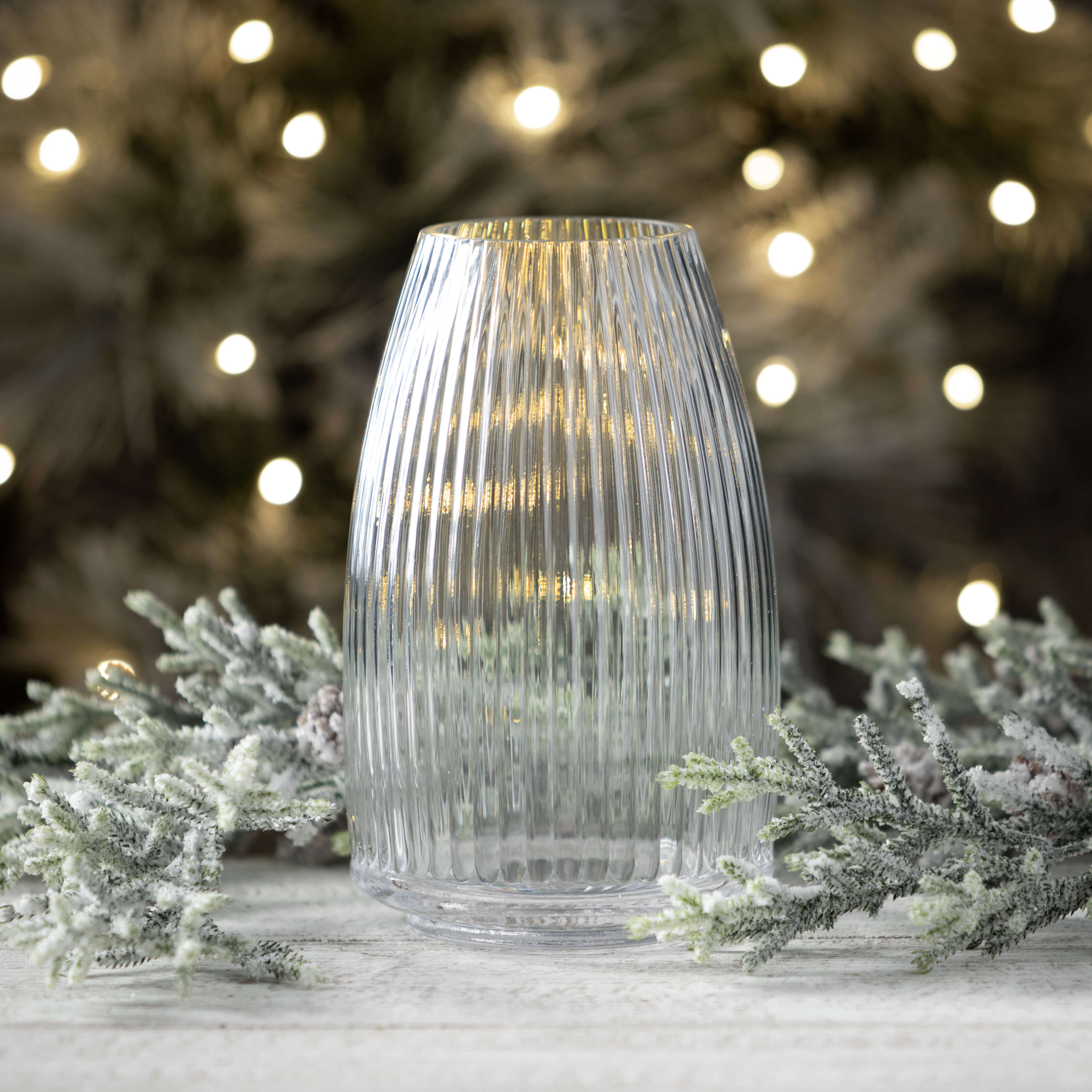 Ribbed Clear Vase